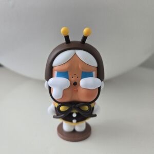 100% Authentic CRYBABY Crying Again Series Figures - I'LL BRING YOU A FLOWER